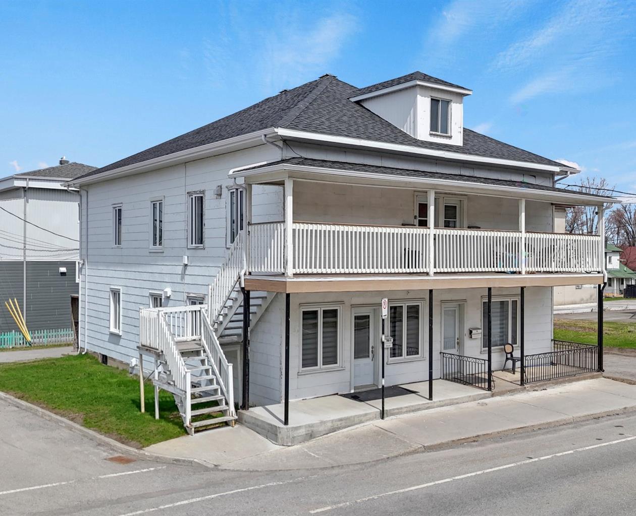 166–170, rue Saint-Pierre, Rimouski